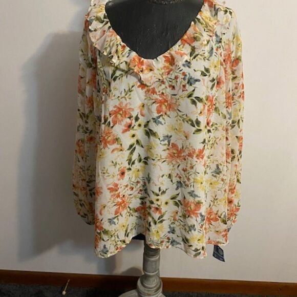 1.State Long Sleeve Day Break Watercolor V-neck Ruffle tunic, size 3X - Picture 2 of 4